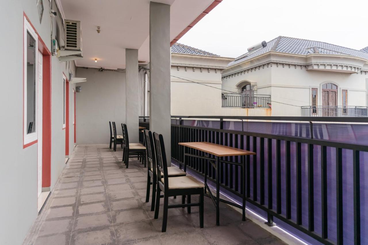 Reddoorz At Jalan Sei Batang Hari Hotel 2*