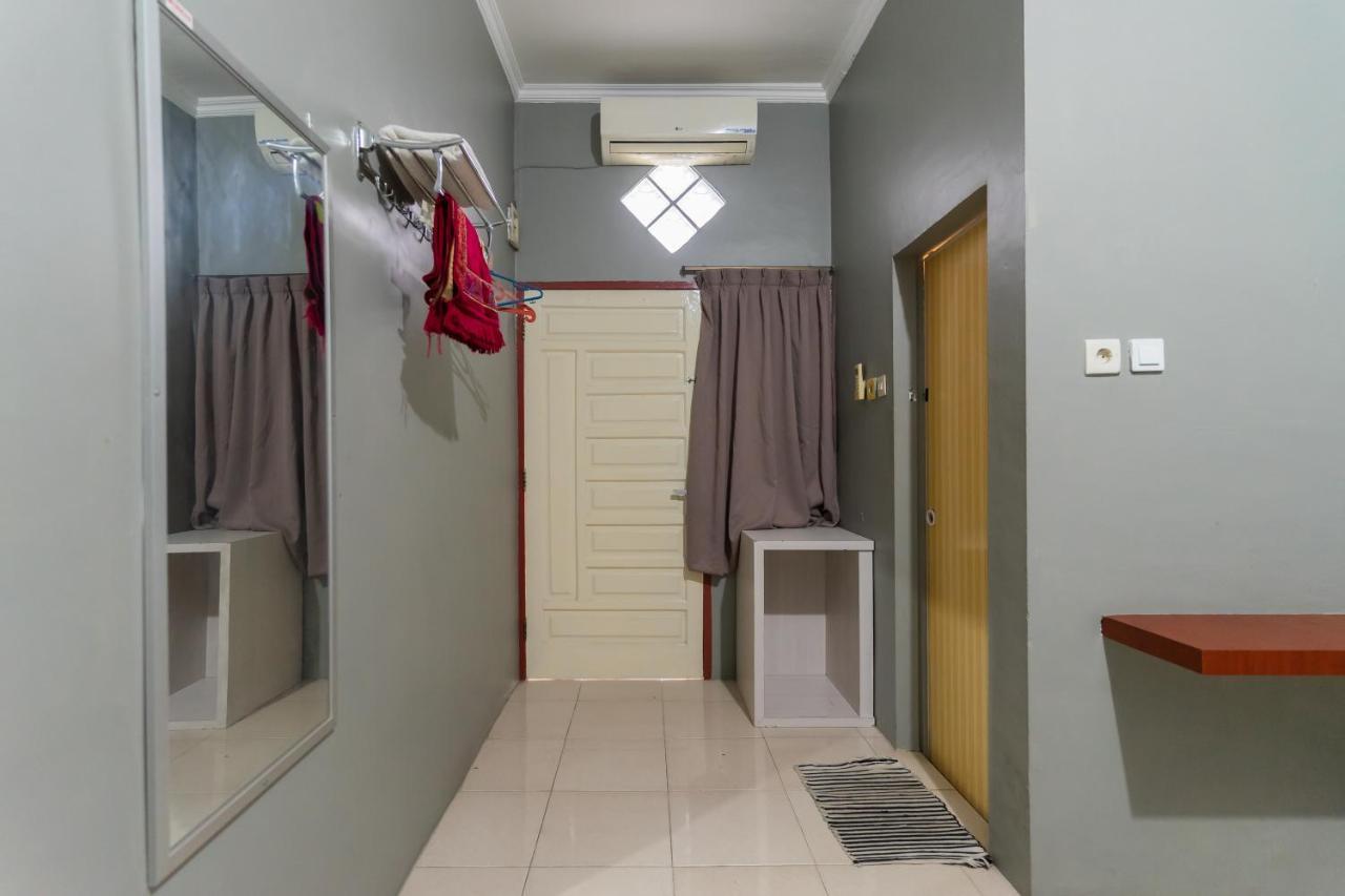 Reddoorz At Jalan Sei Batang Hari 2* Medan